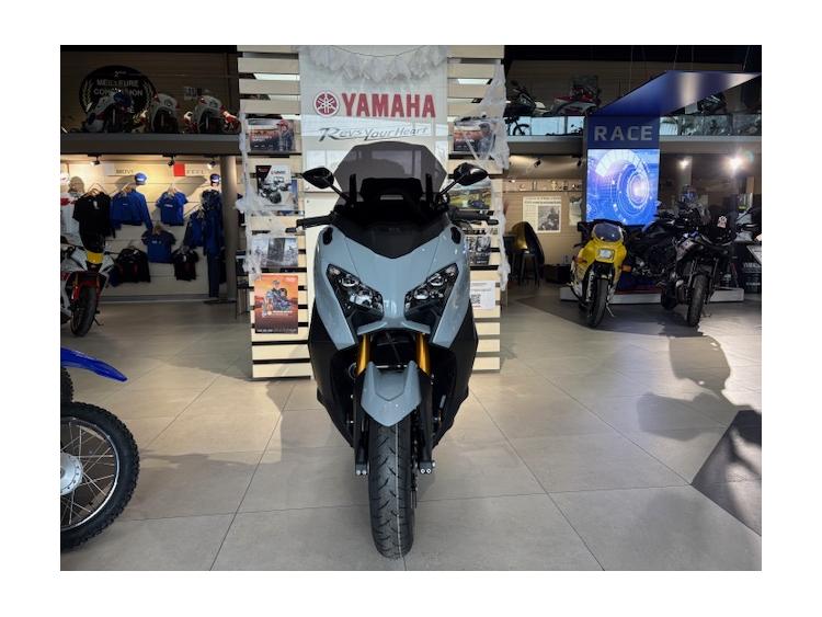 PROMOTION XP T-MAX 560 TECH MAX 2025 +DE 1990€ D'EQUIPEMENT  GARANTIE 5 ANS ET 800€ DE REMISE 