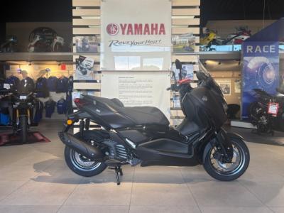 YAMAHA XMAX 300 Tech Max + 2025 109€/MOIS* GTIE 5 ANS