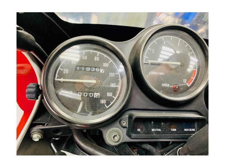 YAMAHA TZR 250 MUSÉE (VENDUE)