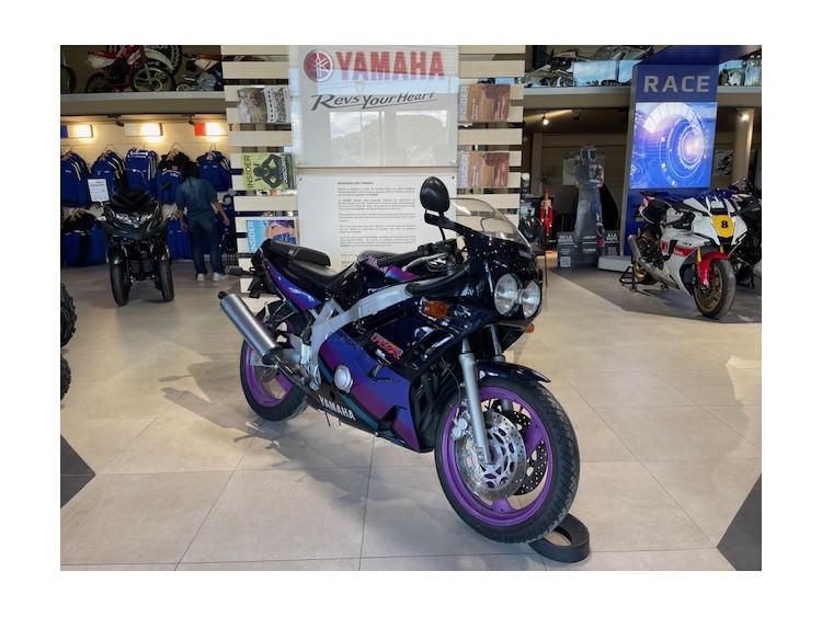  FZR 600 7000Km ETAT EXCEPTIONNEL !  MUSÉE