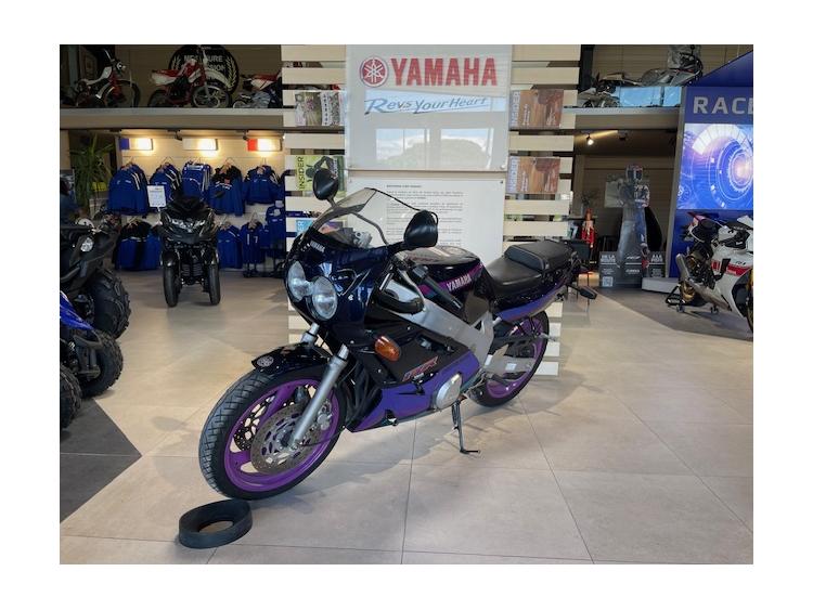  FZR 600 7000Km ETAT EXCEPTIONNEL !  MUSÉE