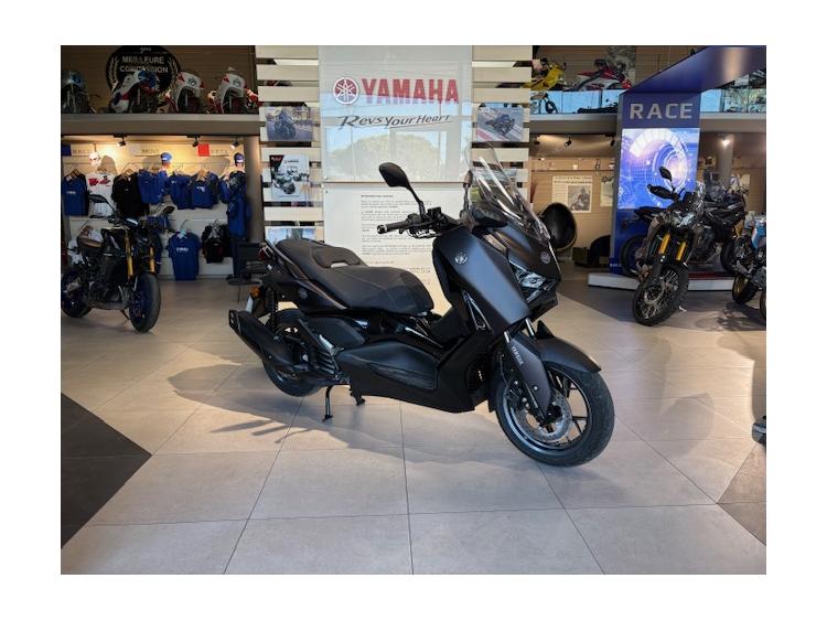 XMAX 125 TECH MAX + 2025 DE DIRECTION 85€/MOIS* FAIBLE KILOMETRAGE GTIE 08/2030