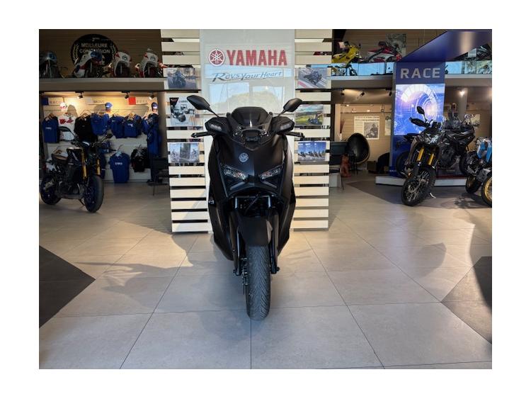 XMAX 125 TECH MAX + 2025 DE DIRECTION 85€/MOIS* FAIBLE KILOMETRAGE GTIE 08/2030