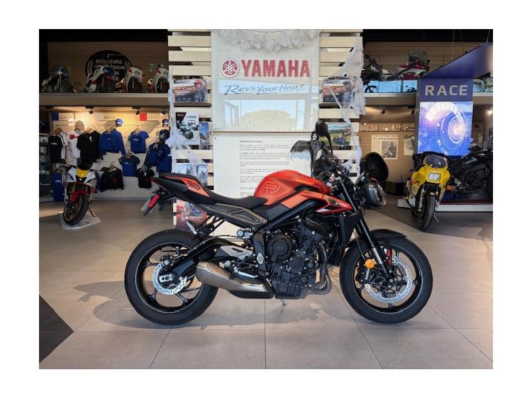 PROMOTION TRIUMPH STREET TRIPLE 765 R 2024 141€/MOIS* GTIE CONSTRUCTEUR 10/26