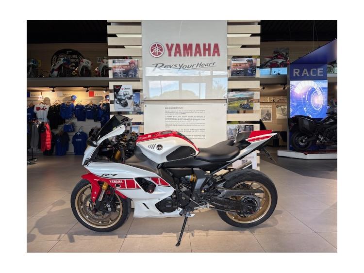 YZF-R7 WORLD GP 60TH ANNIVERSARY 55KW FULL OPTIONS (+de 6000€) GTIE 12 MOIS 