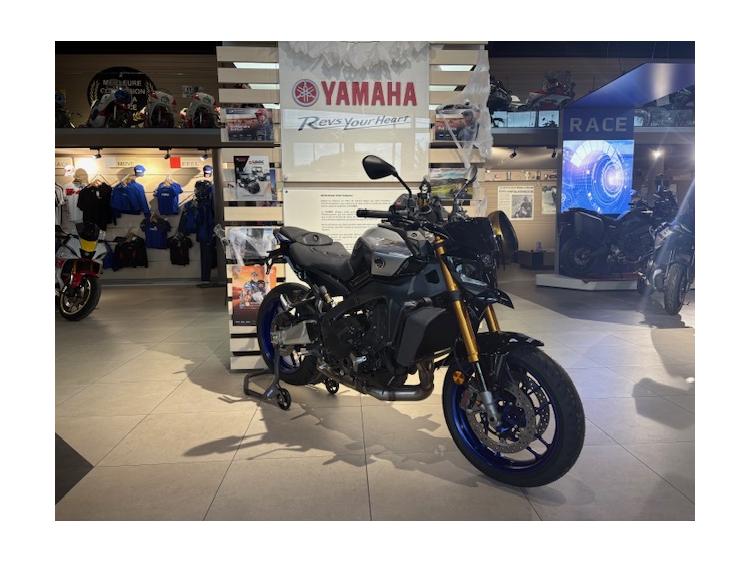 MT-09 SP +DE 1800€ D'EQUIPEMENT 247€/MOIS*  GARANTIE 5 ANS 