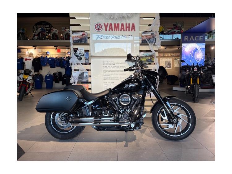 SOFTAIL SPORT GLIDE 1745 STAGE 1 225€/MOIS* GARANTIE 12 MOIS