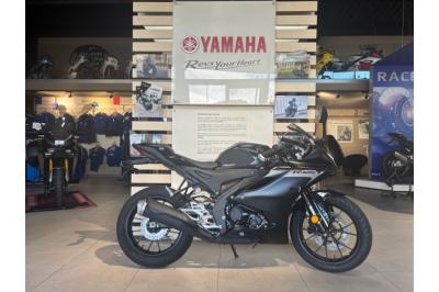 YAMAHA YZF-R125 TECH BLACK 2025 101€/MOIS* GARANTIE 5 ANS
